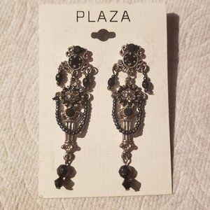 Plaza silver tone/black costume jewelry long dangle pierced earring - New